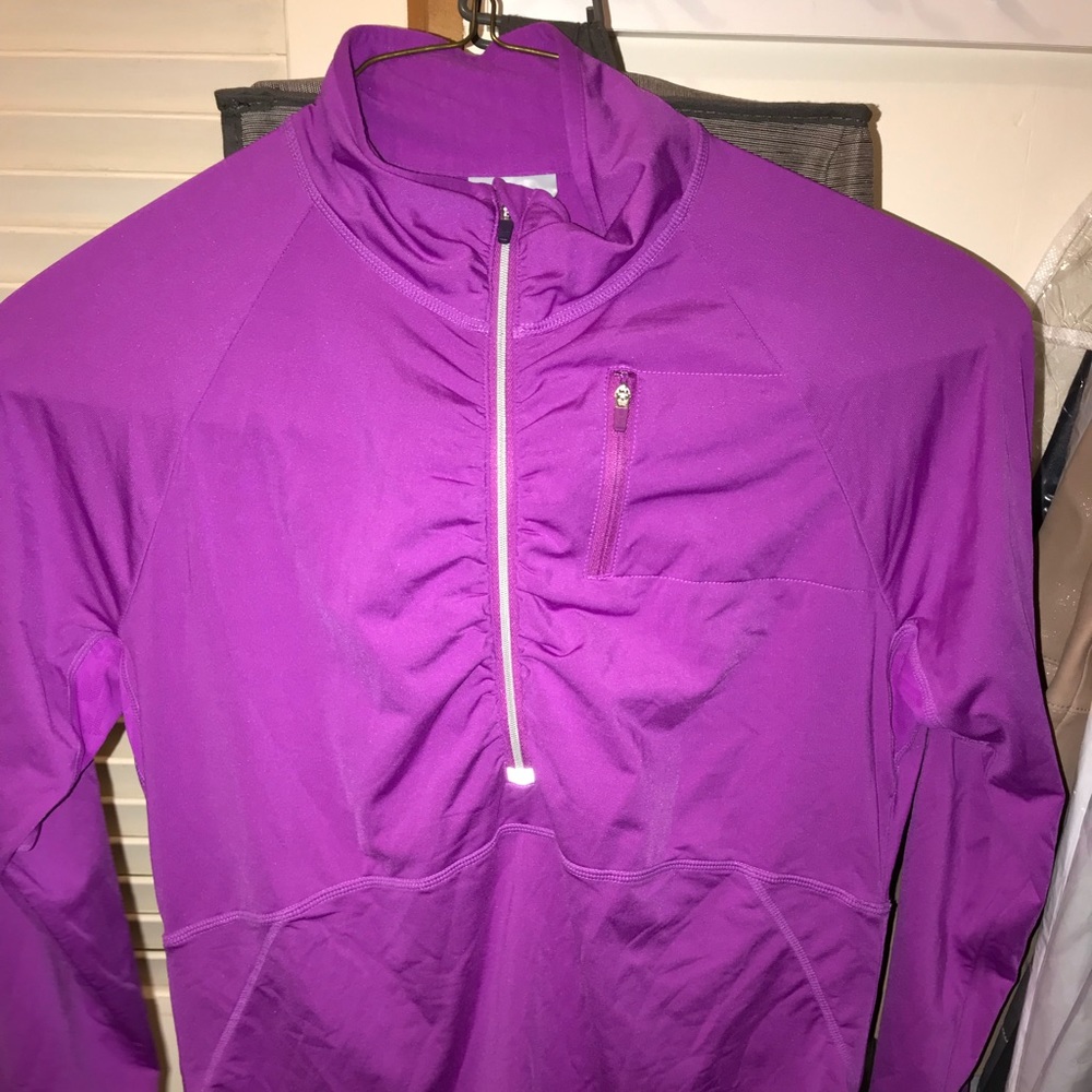 Athleta top
